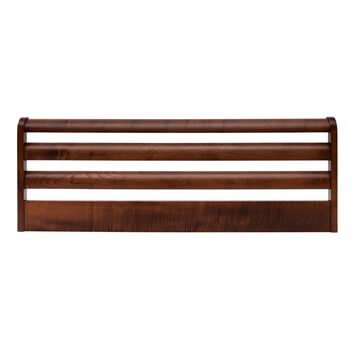 Hove horizontal slatted headboard.