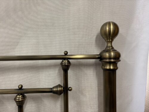 Gloucester antique brass finial